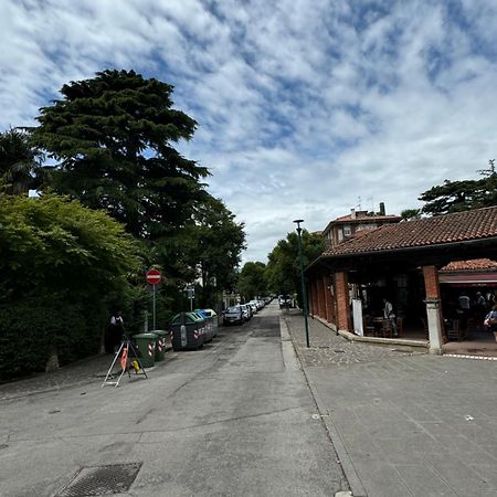 Appartamento Villa Trento Венеция Лидо Екстериор снимка