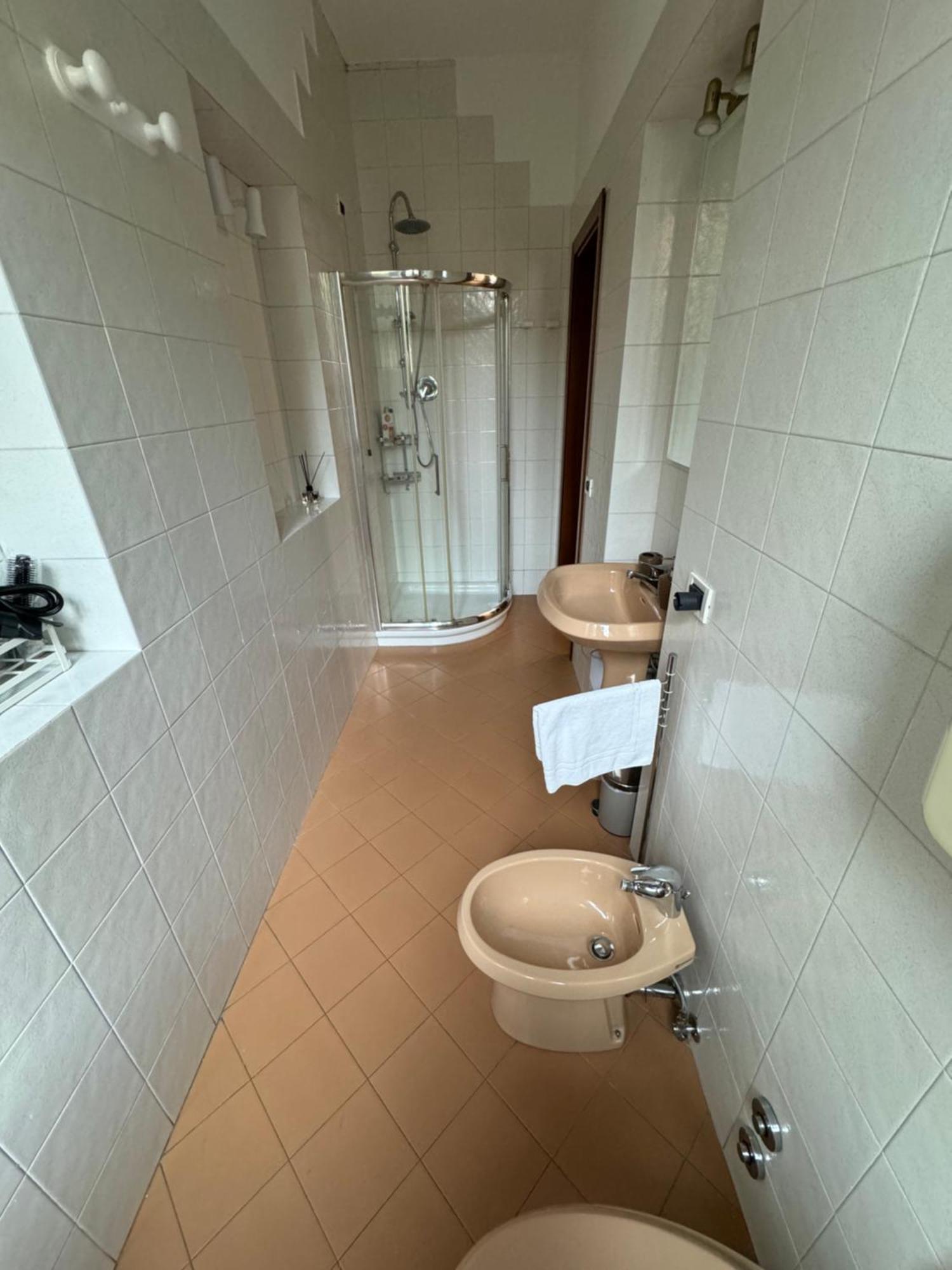 Appartamento Villa Trento Венеция Лидо Екстериор снимка